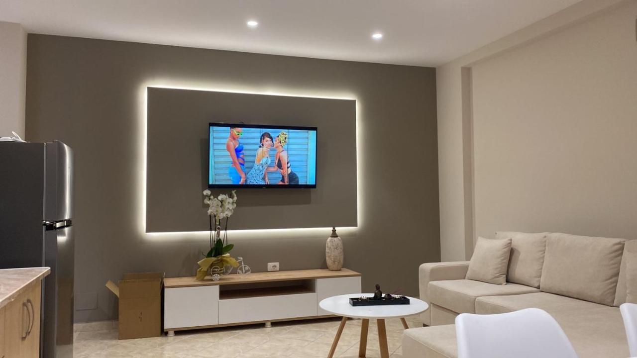 Sunway Apartment Vlore Bagian luar foto
